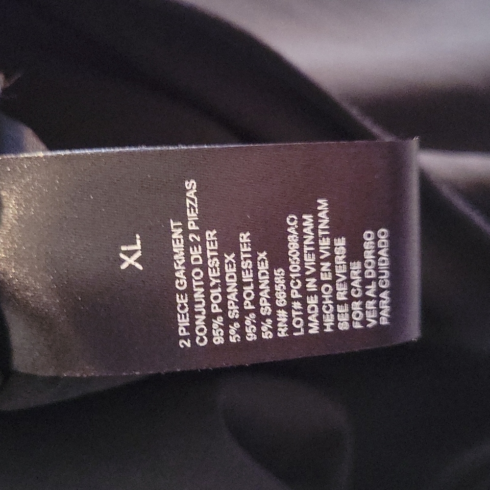 Black dress with shrug - Picture 13 of 14